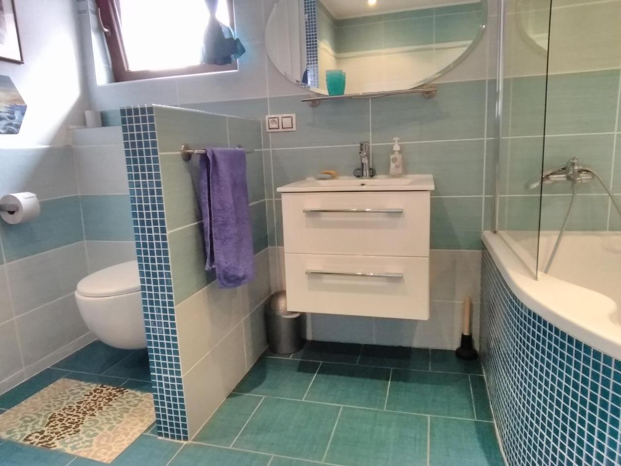 Sophia Cozy Self Catering Apartment Dolni Brezany Экстерьер фото